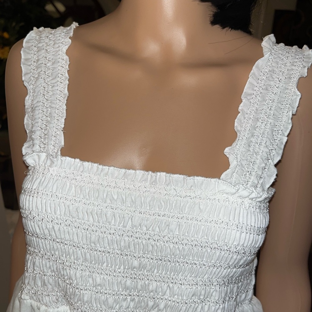 Baby Love ladies white dress size XL comfortable and appealing make a statement